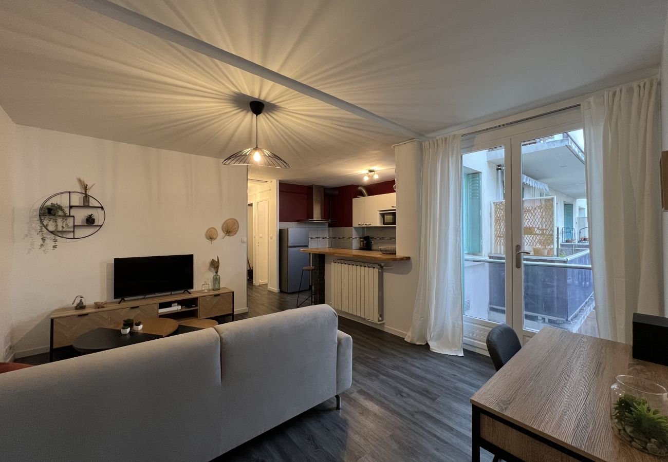 Apartment in Toulouse - Le Valentin : Charmant T3 proche métro