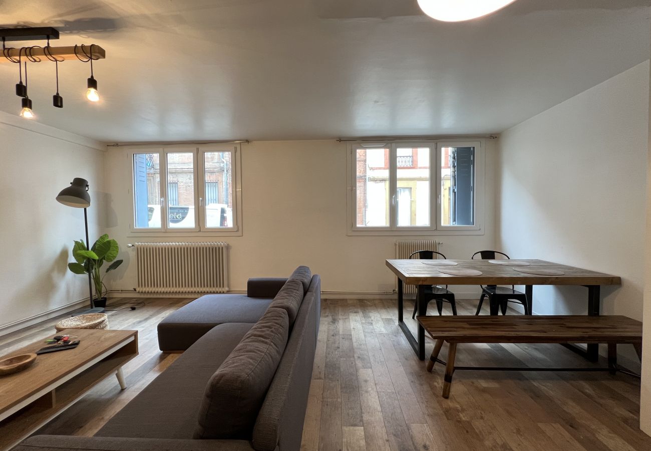 Apartment in Toulouse - Le Saint-Louis : T4 a deux pas de la Gare