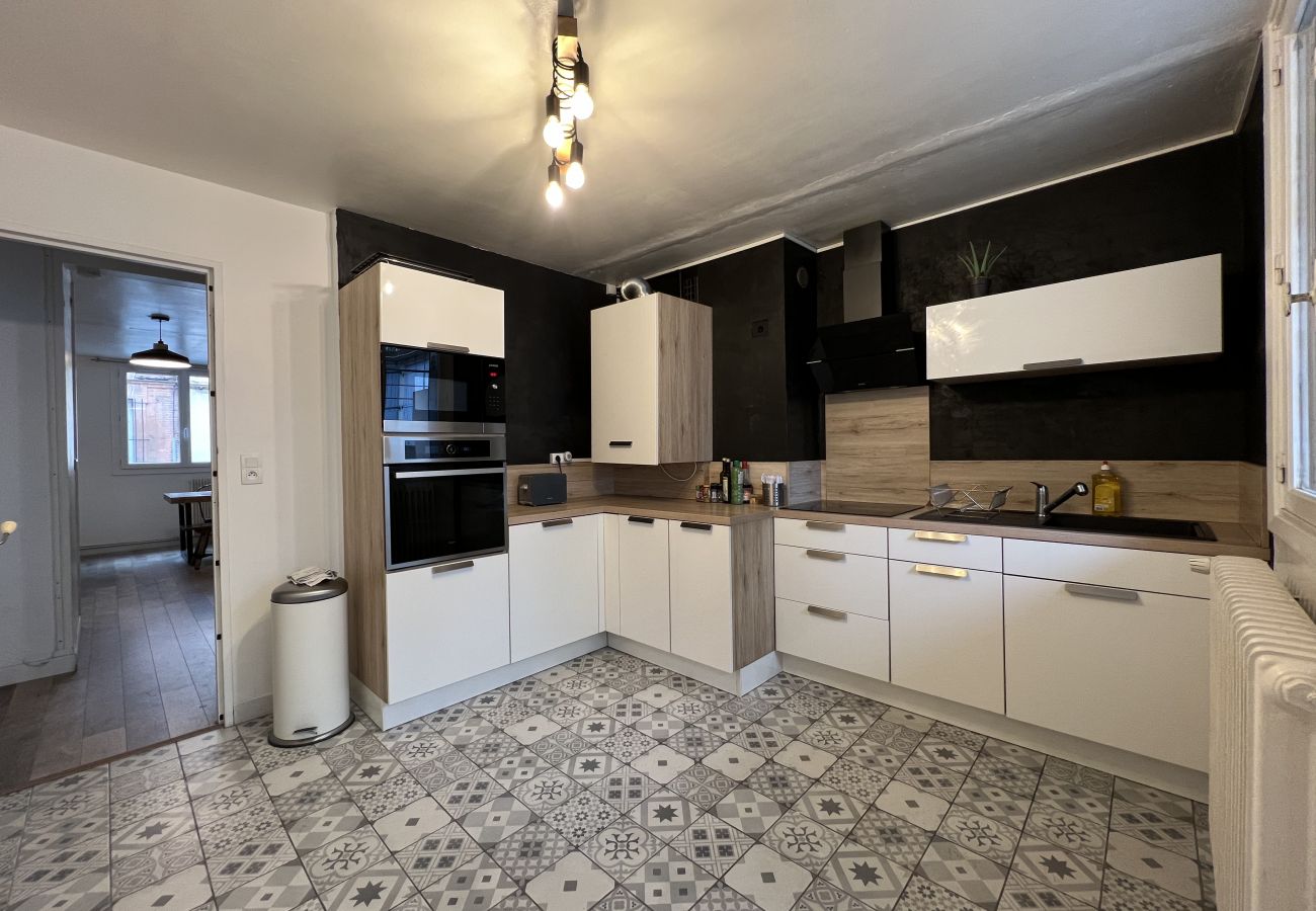 Apartment in Toulouse - Le Saint-Louis : T4 a deux pas de la Gare
