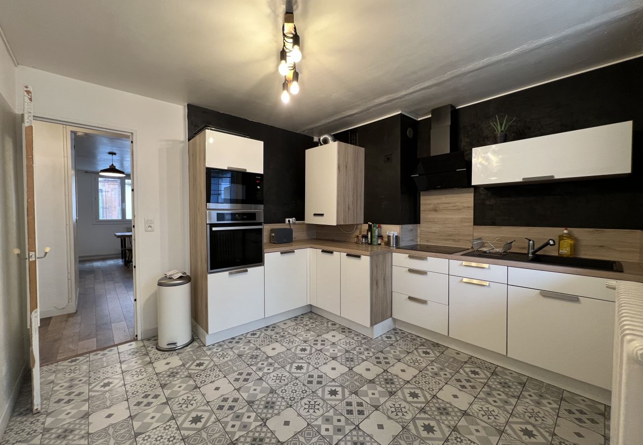 Apartment in Toulouse - Le Saint-Louis : T4 a deux pas de la Gare