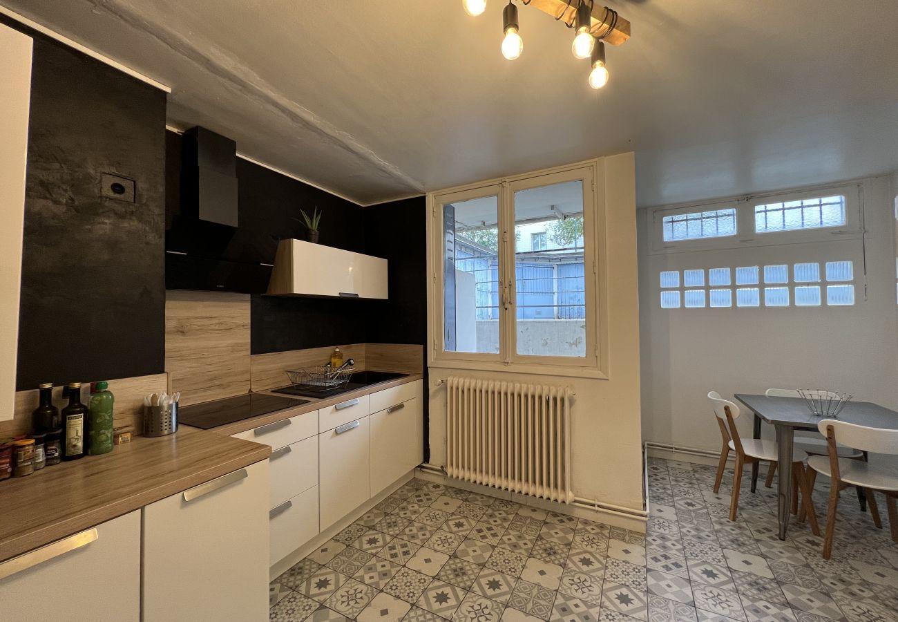 Apartment in Toulouse - Le Saint-Louis : T4 a deux pas de la Gare