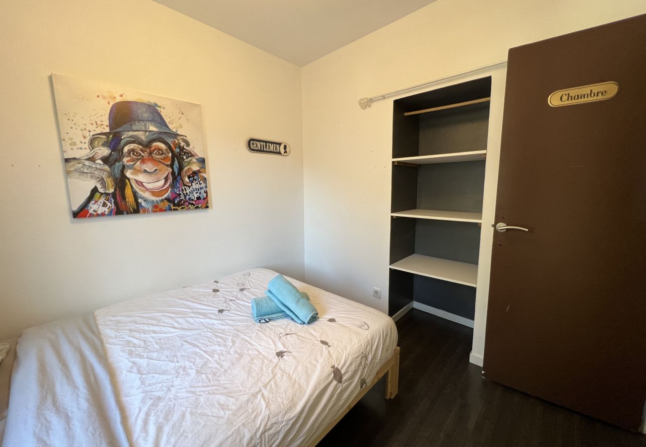 Apartment in Toulouse - Le New York : T3 avec parking & métro à proximité