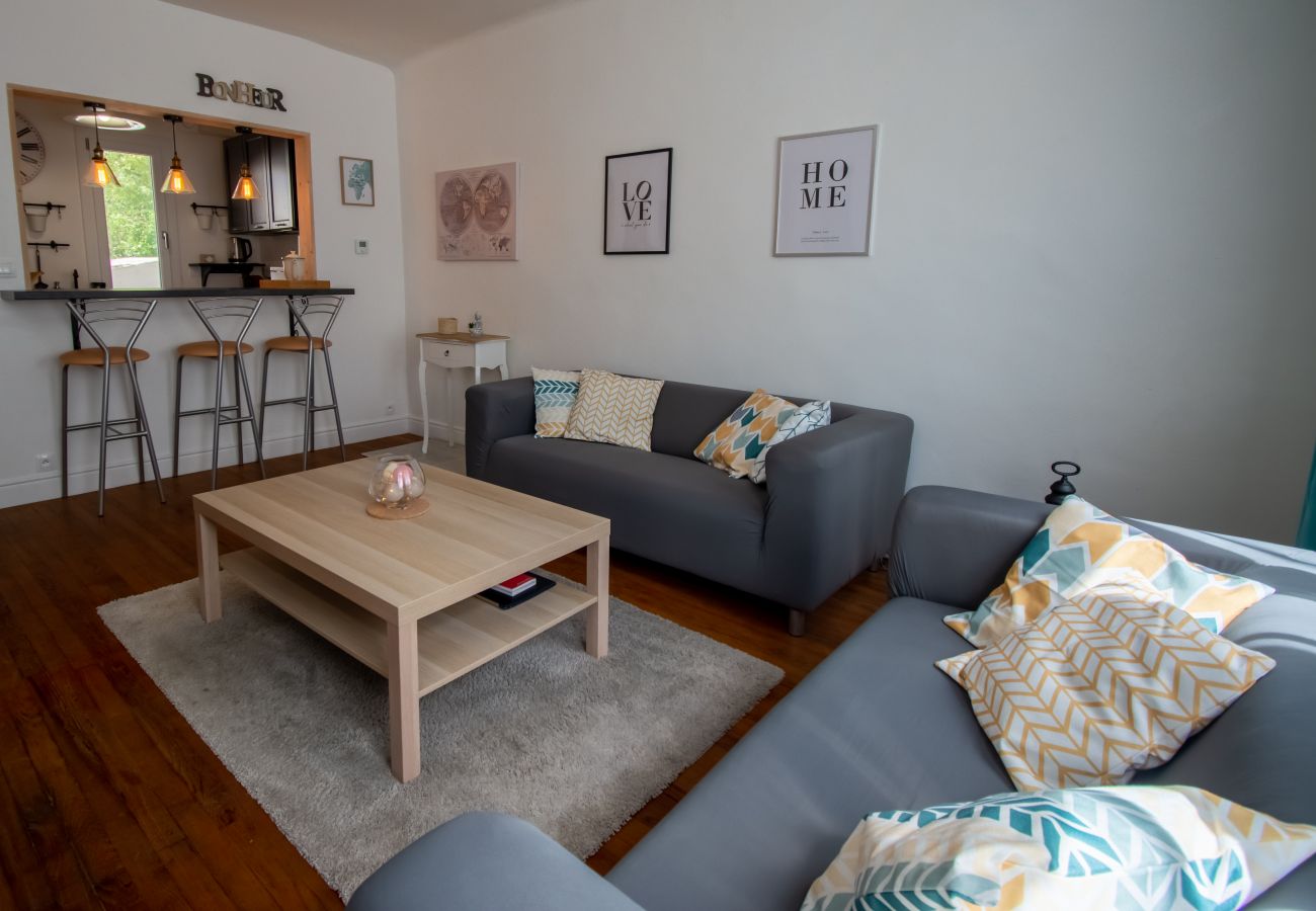 Apartment in Toulouse - Le Cocon: bel appt 2p - proche Gare & centre ville