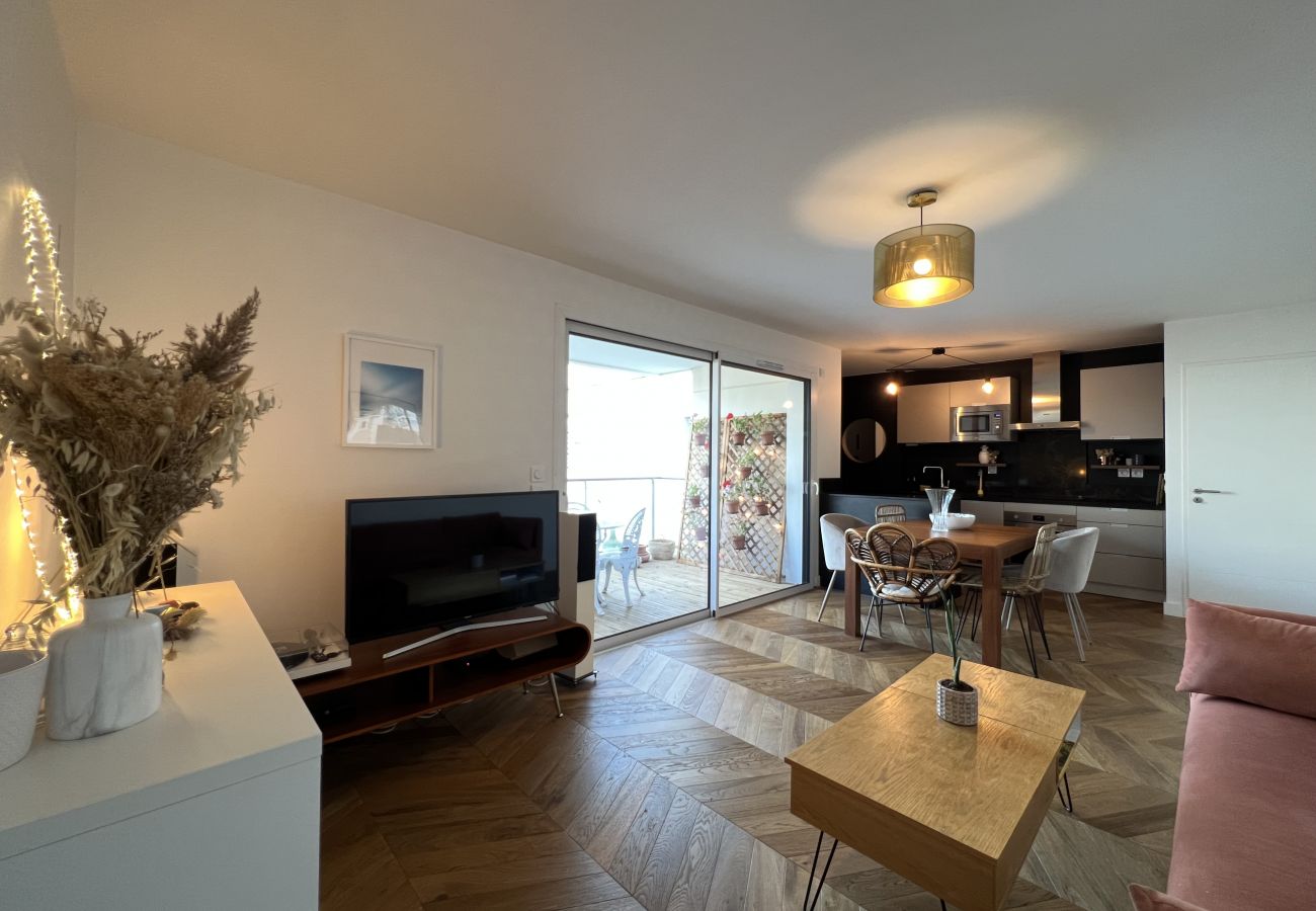 Apartment in Toulouse - Le Jardin : Superbe appt 4p - parking & balcon
