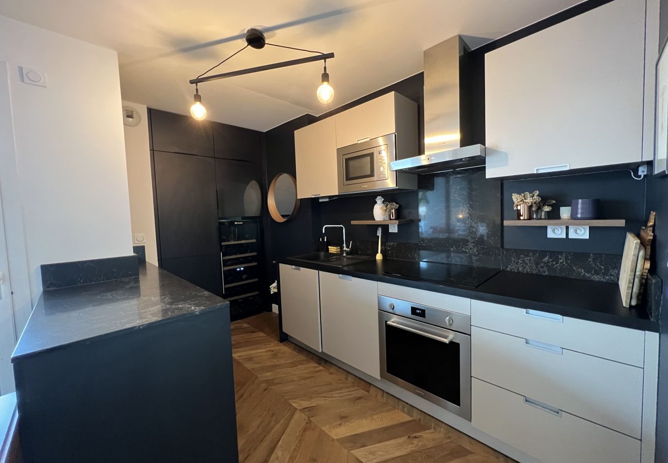 Apartment in Toulouse - Le Jardin : Superbe appt 4p - parking & balcon