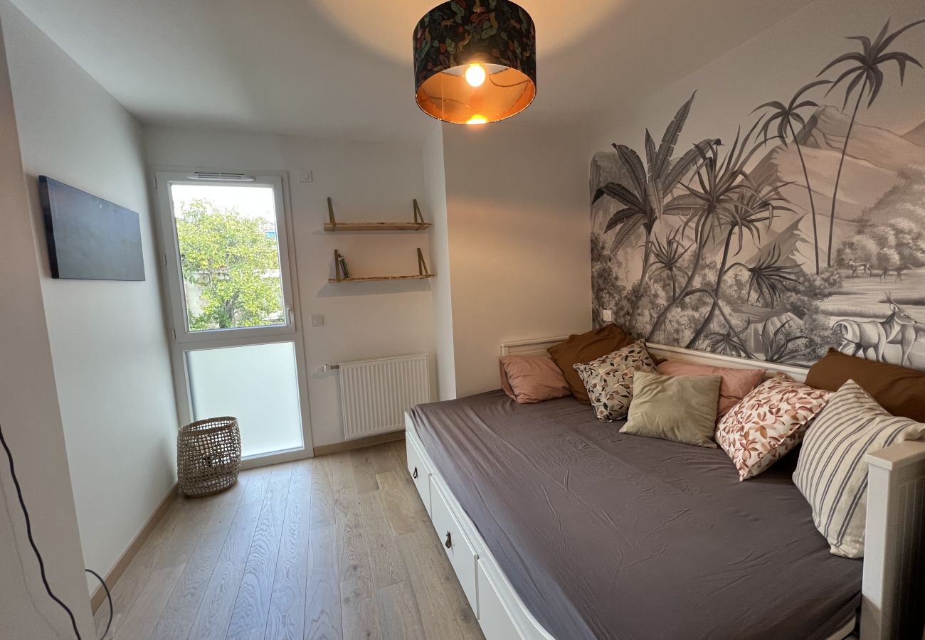Apartment in Toulouse - Le Jardin : Superbe appt 4p - parking & balcon