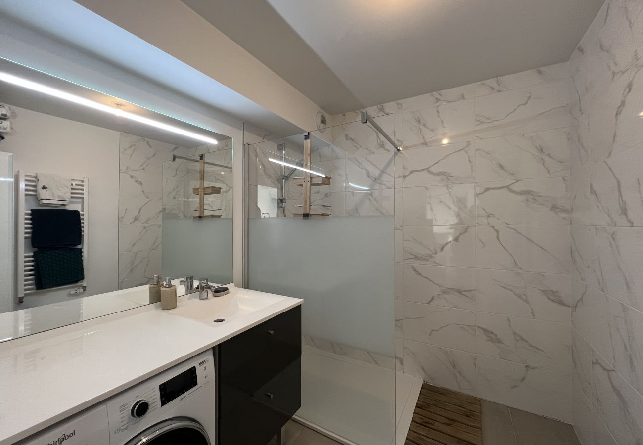 Apartment in Toulouse - Le Jardin : Superbe appt 4p - parking & balcon