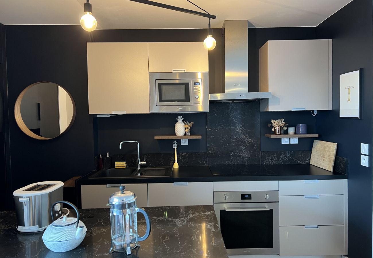 Apartment in Toulouse - Le Jardin : Superbe appt 4p - parking & balcon