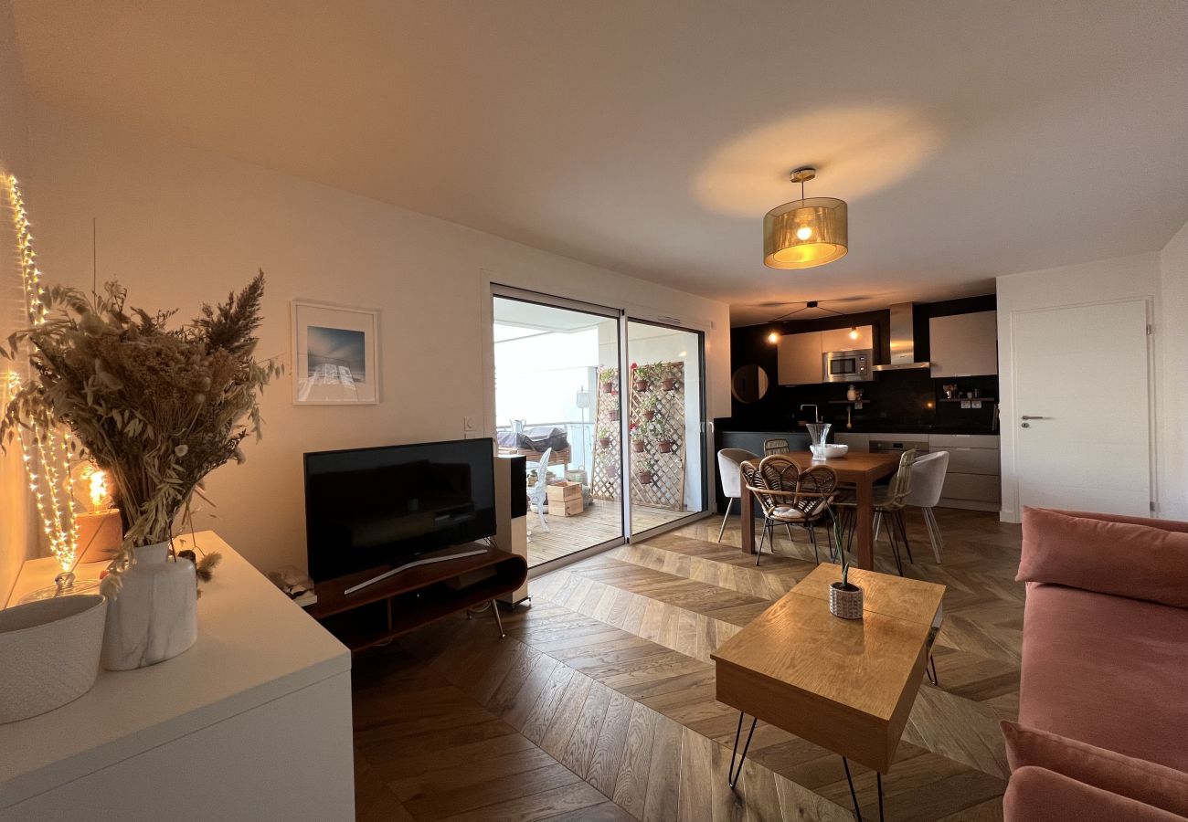 Apartment in Toulouse - Le Jardin : Superbe appt 4p - parking & balcon