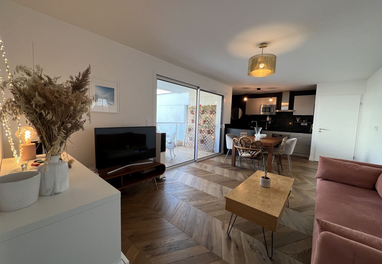 Apartment in Toulouse - Le Jardin : Superbe appt 4p - parking & balcon