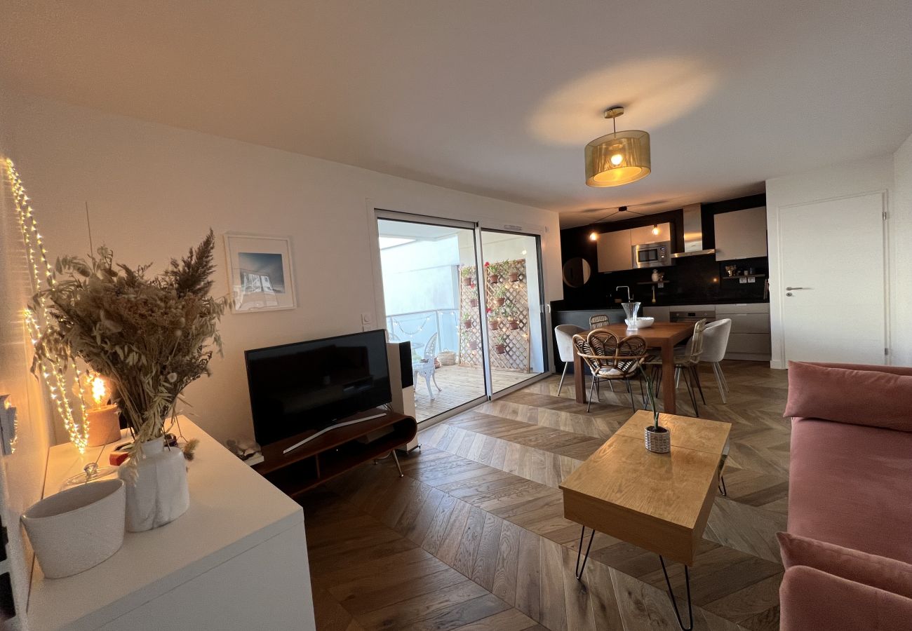 Apartment in Toulouse - Le Jardin : Superbe appt 4p - parking & balcon