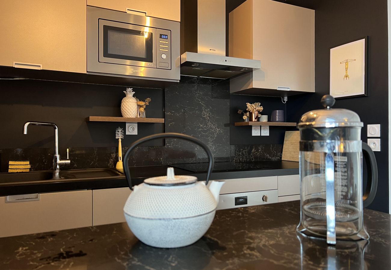 Apartment in Toulouse - Le Jardin : Superbe appt 4p - parking & balcon