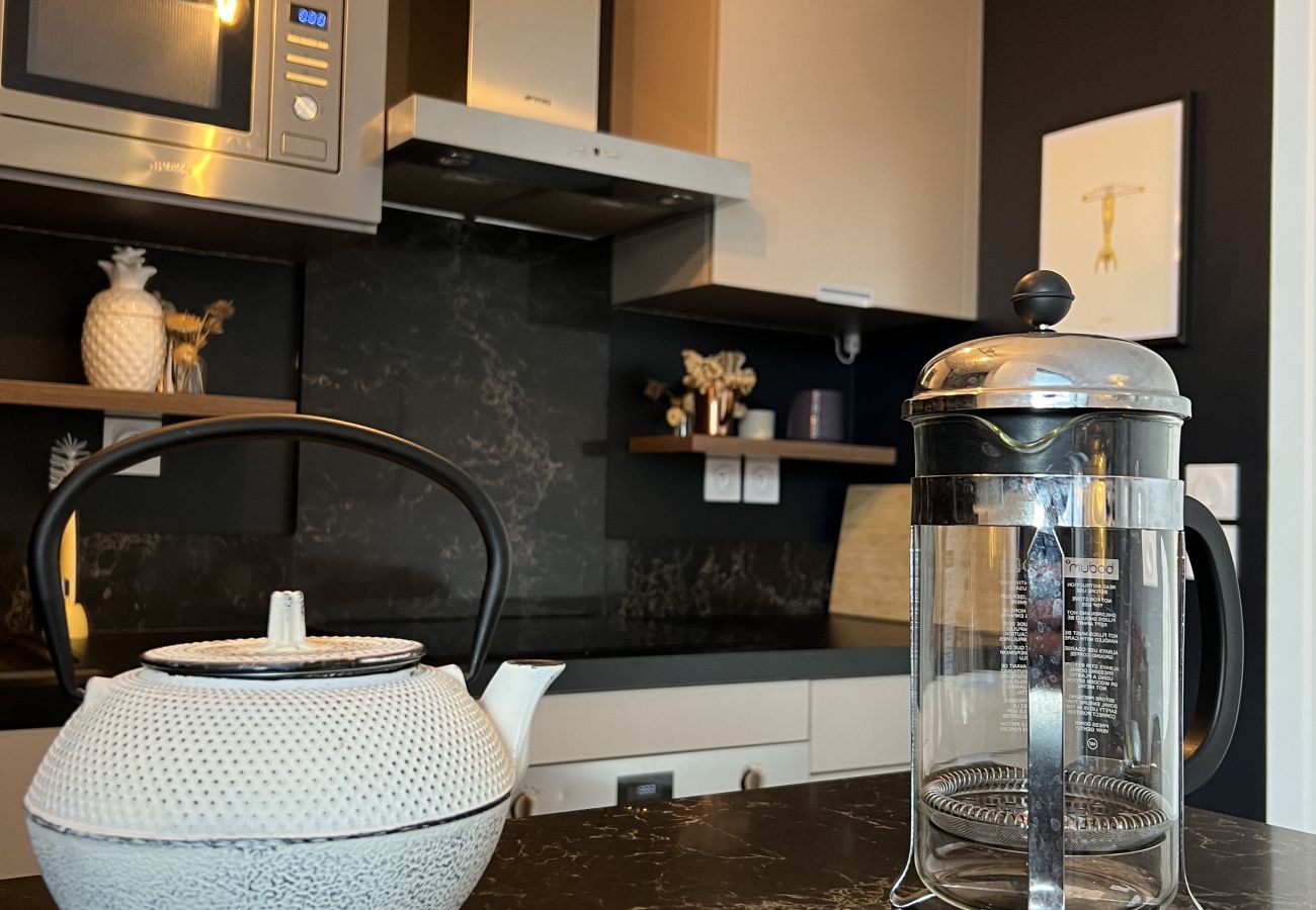 Apartment in Toulouse - Le Jardin : Superbe appt 4p - parking & balcon