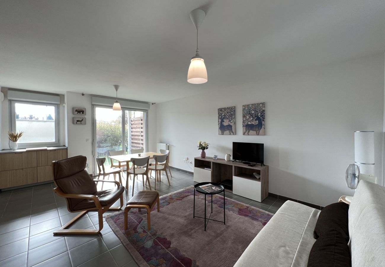 Apartment in Blagnac - Le Quinze Sols : apt 5p - proche Aéroport & Airbus