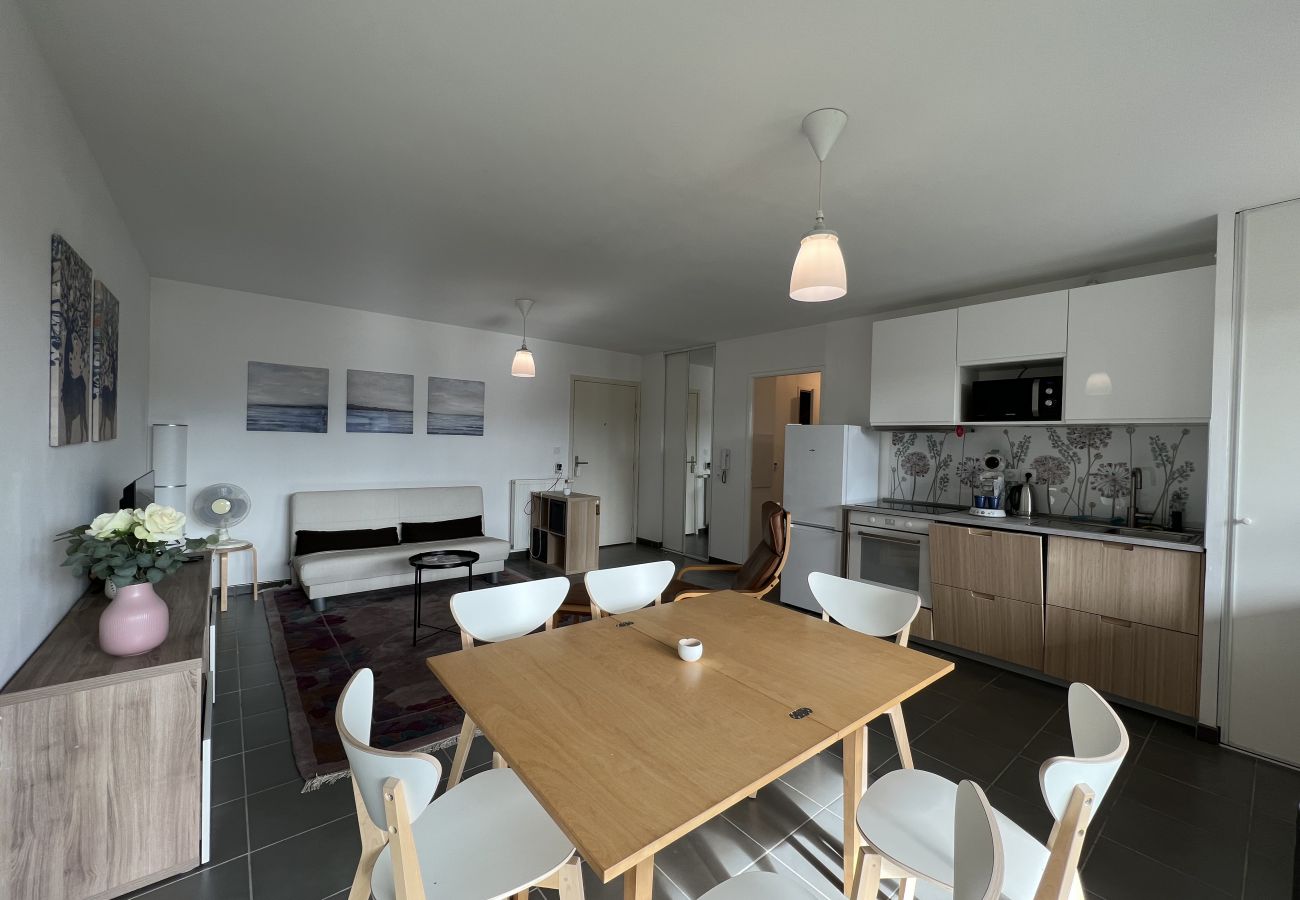 Apartment in Blagnac - Le Quinze Sols : apt 5p - proche Aéroport & Airbus