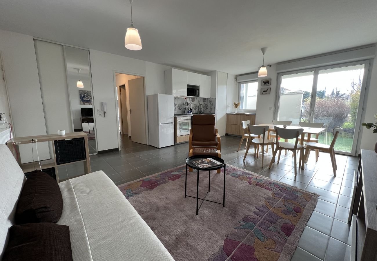 Apartment in Blagnac - Le Quinze Sols : apt 5p - proche Aéroport & Airbus