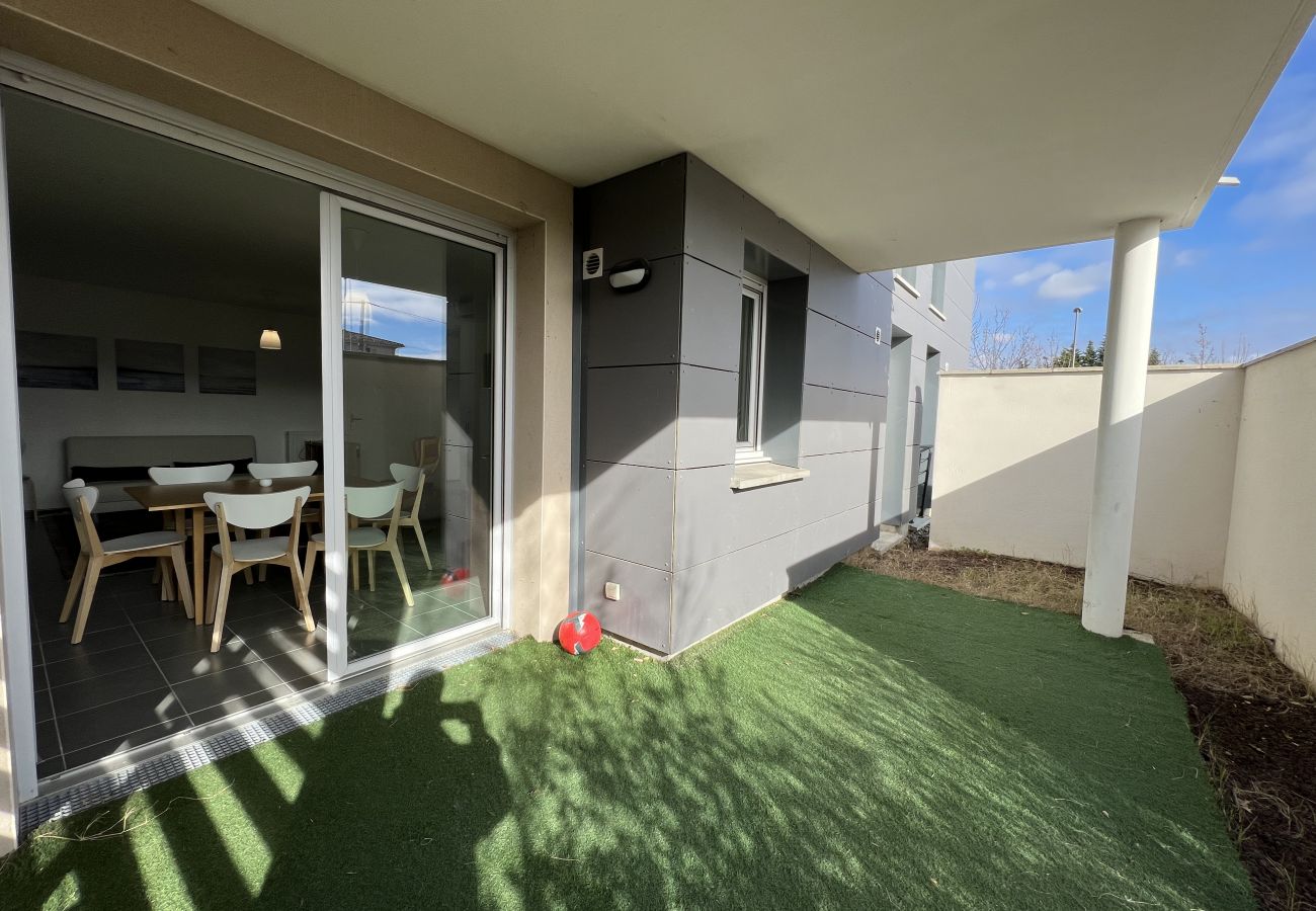 Apartment in Blagnac - Le Quinze Sols : apt 5p - proche Aéroport & Airbus