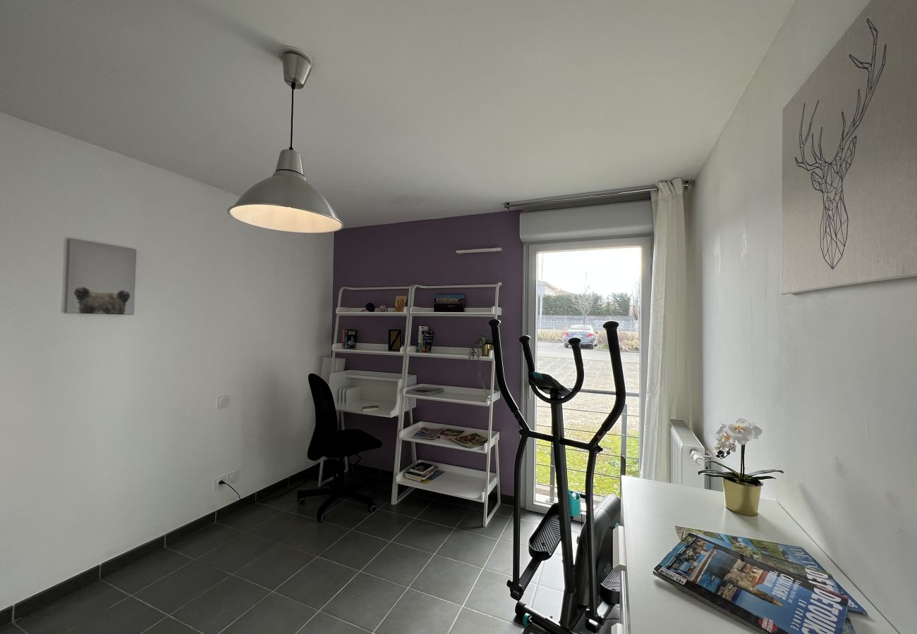 Apartment in Blagnac - Le Quinze Sols : apt 5p - proche Aéroport & Airbus