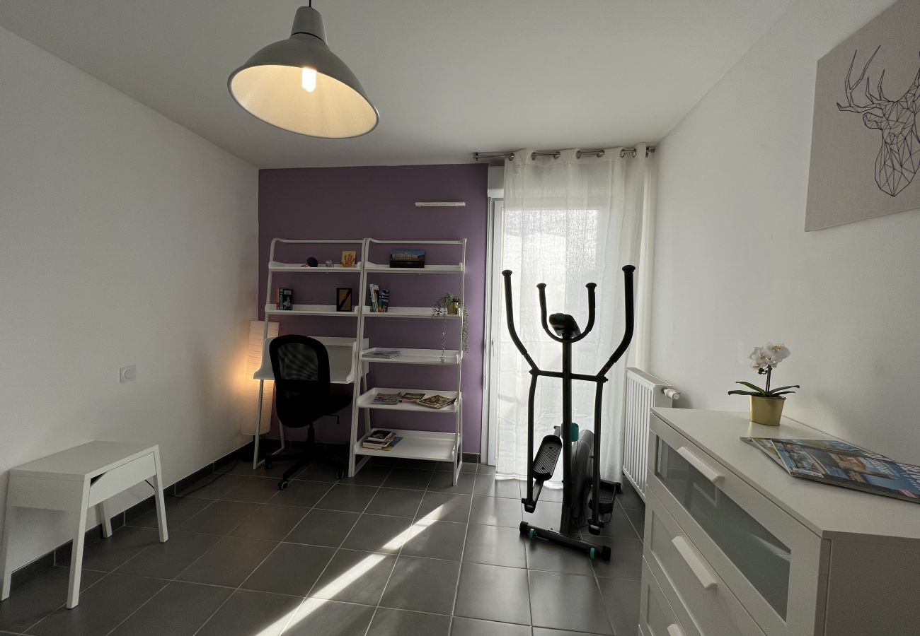 Apartment in Blagnac - Le Quinze Sols : apt 5p - proche Aéroport & Airbus