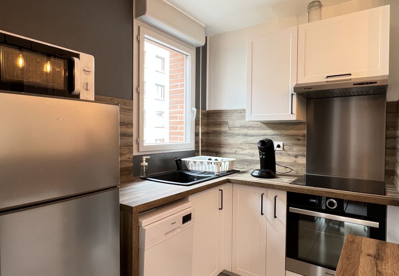 Apartment in Toulouse - Le River -2p- The charm of Port St Sauveur/Parking