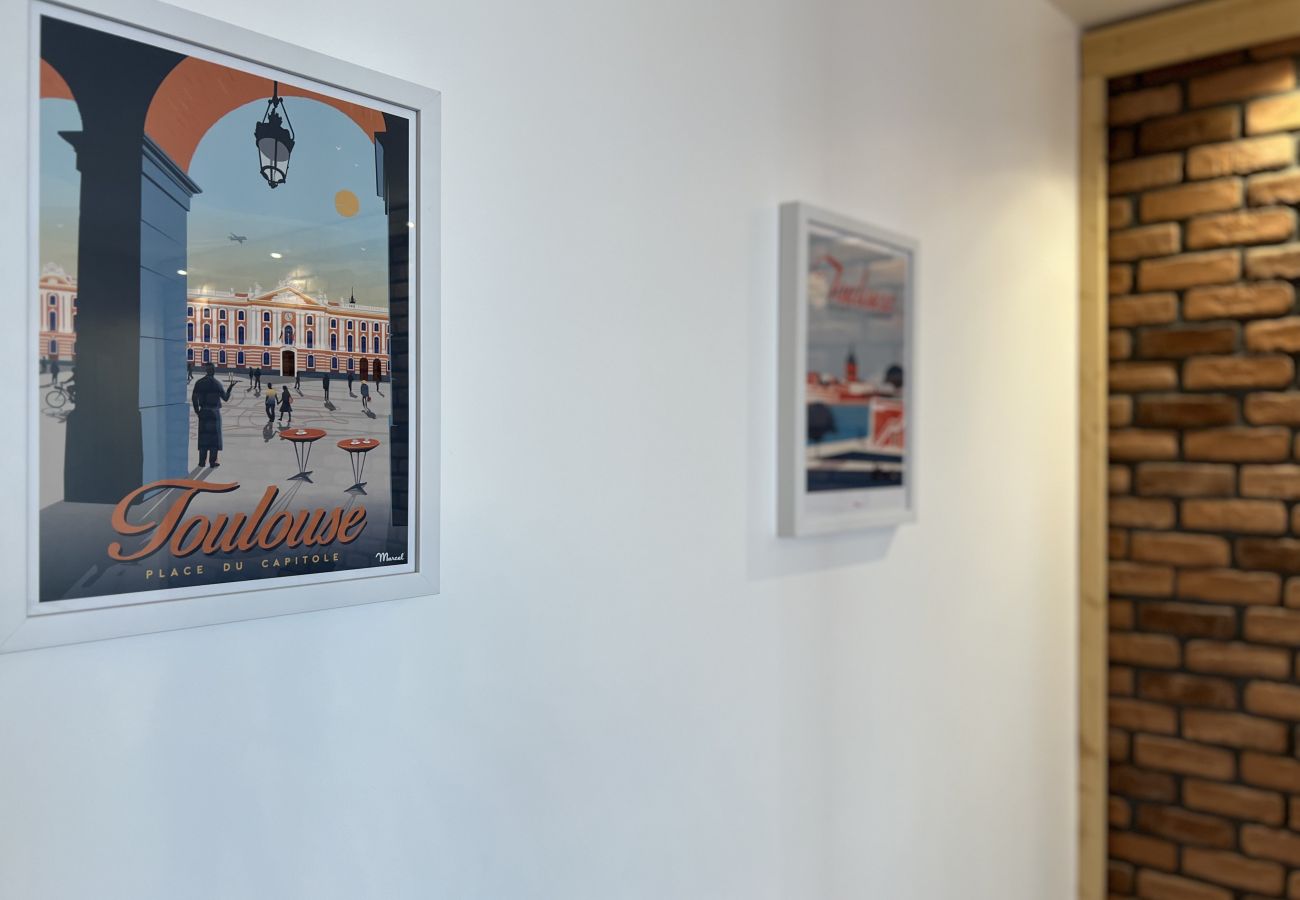 Apartment in Toulouse - Le River -2p- The charm of Port St Sauveur/Parking