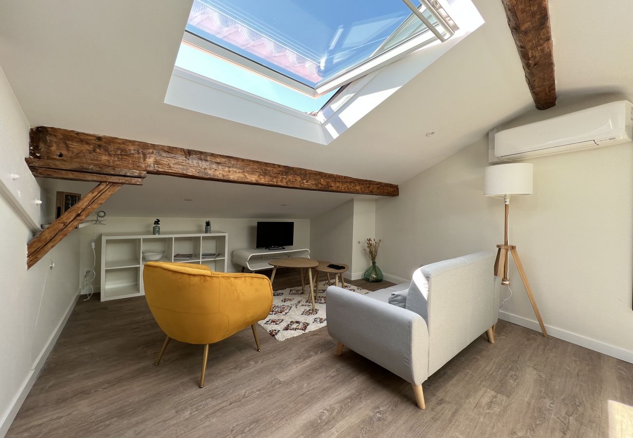 Apartment in Toulouse - Le Columbus - 2p - Métro/Centre