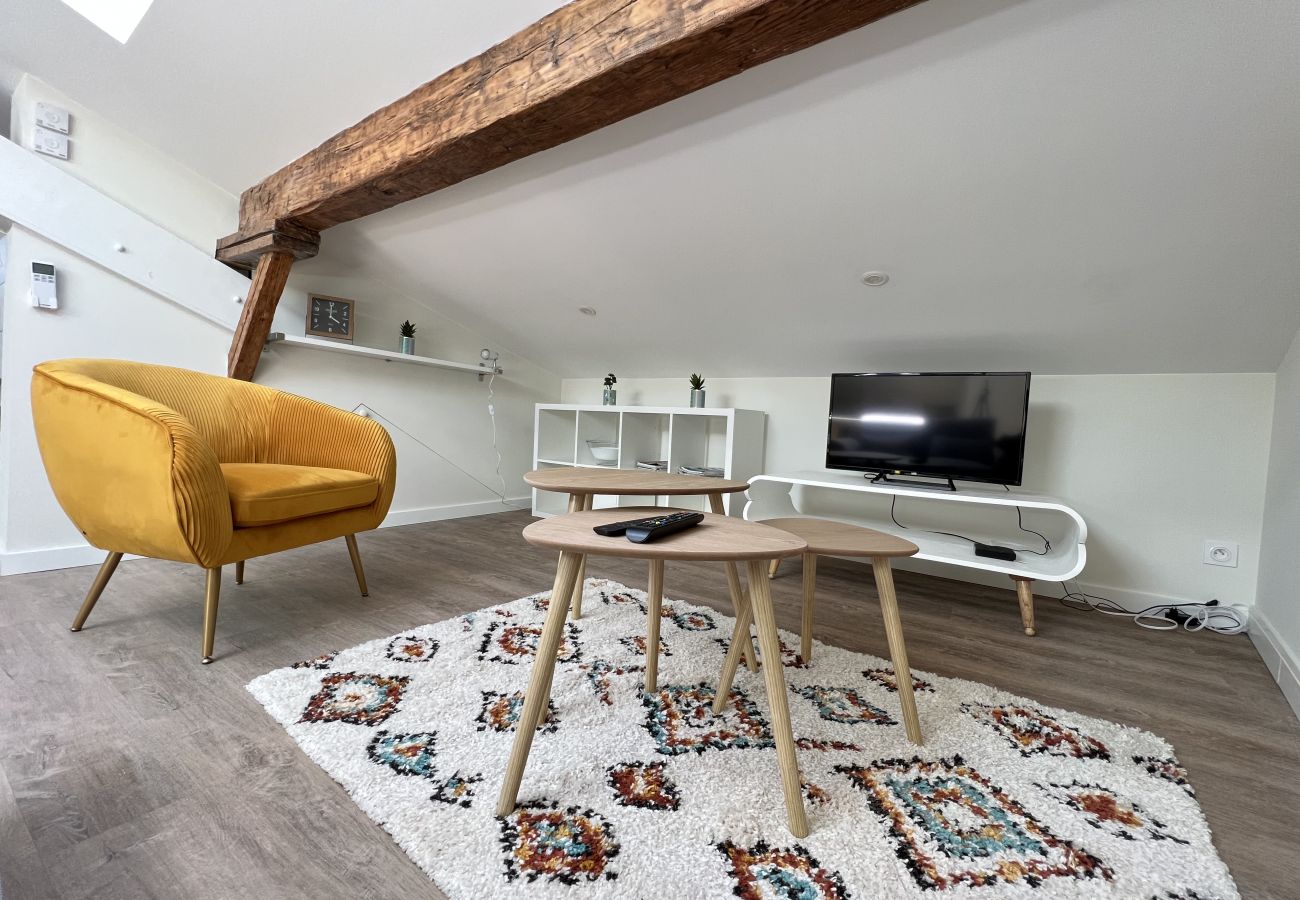 Apartment in Toulouse - Le Columbus - 2p - Métro/Centre