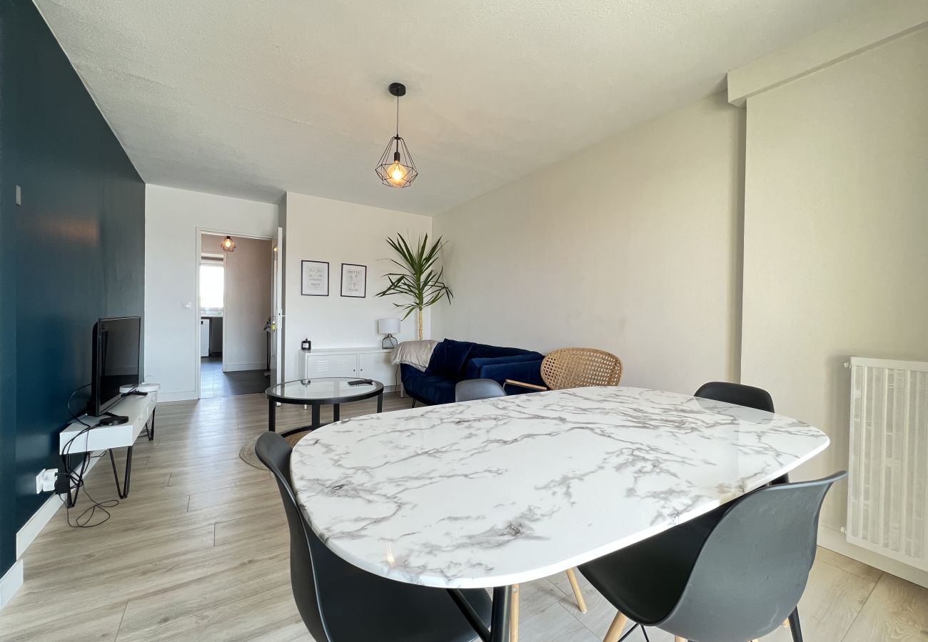 Apartment in Colomiers - Le Central : superbe 3 ch proche Airbus & Gare
