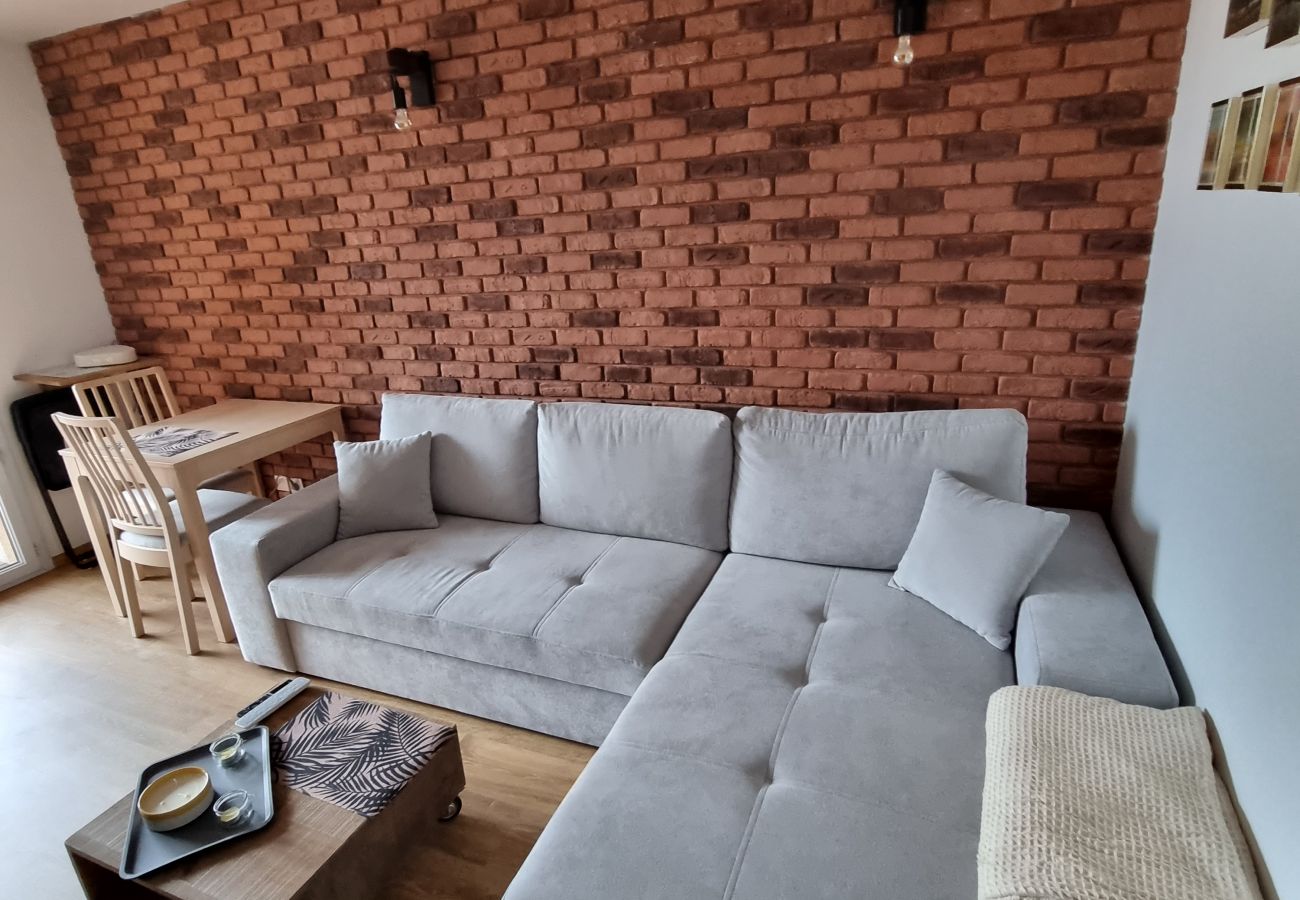 Apartment in Toulouse - Le Factory - 4p - Lumineux & Arboré/Parking/Balcon