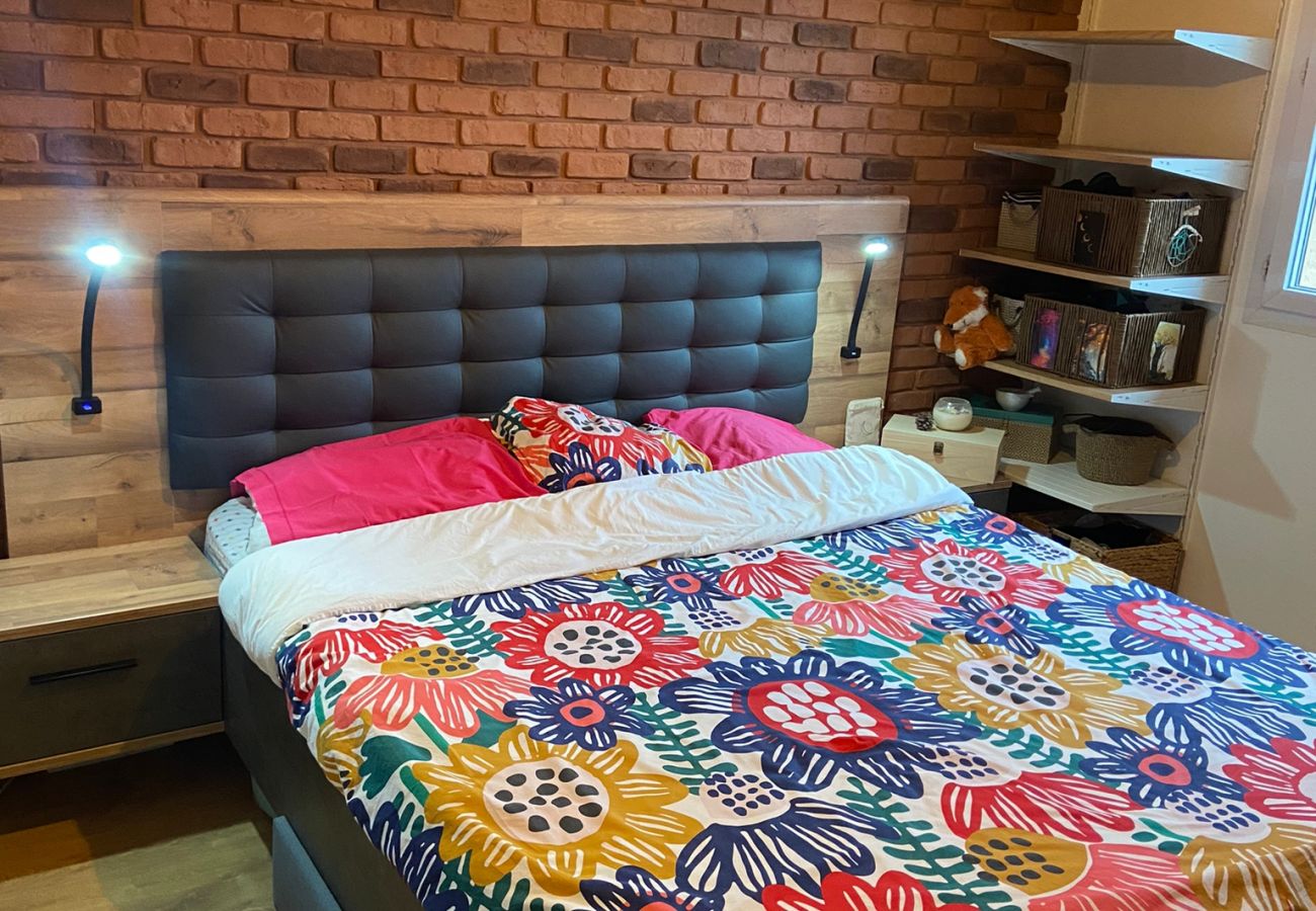 Apartment in Toulouse - Le Factory - 4p - Lumineux & Arboré/Parking/Balcon