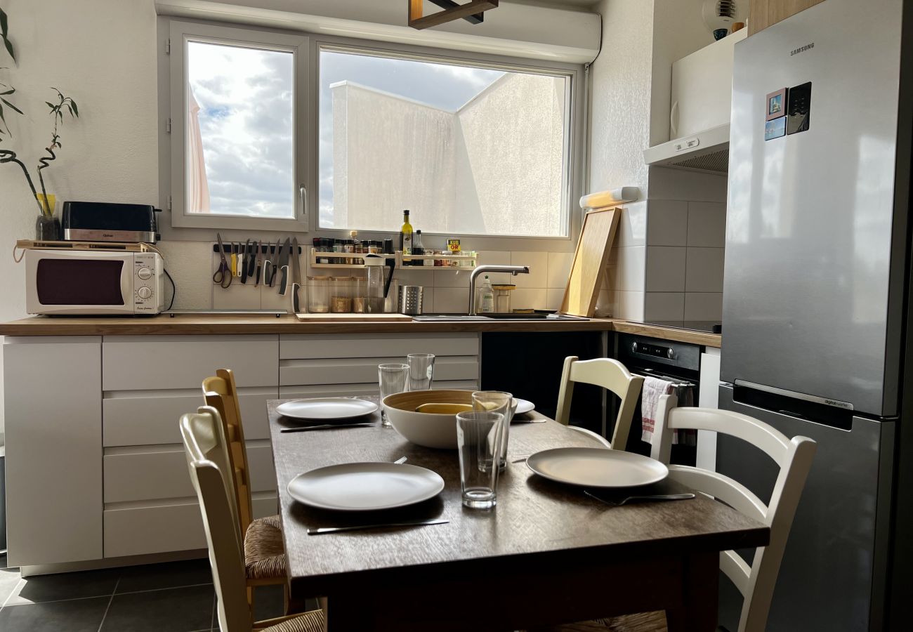 Apartment in Toulouse - Le Pavot - 4p, terrasse & vue imprenable / parking