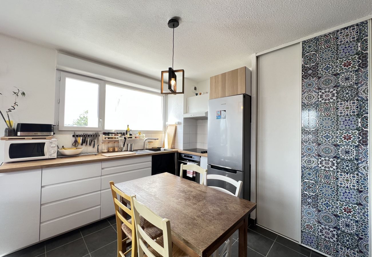 Apartment in Toulouse - Le Pavot - 4p, terrasse & vue imprenable / parking