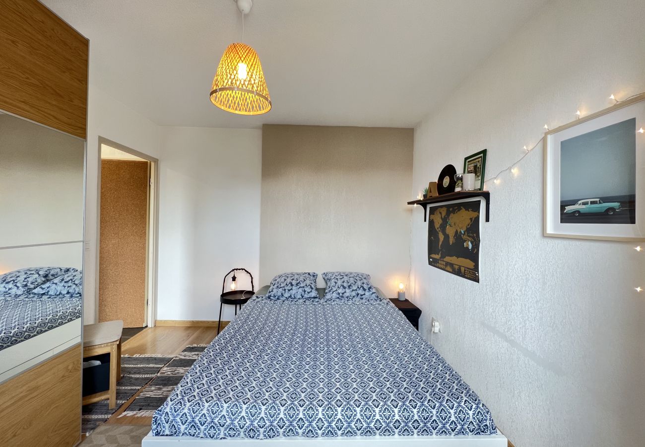 Apartment in Toulouse - Le Pavot - 4p, terrasse & vue imprenable / parking