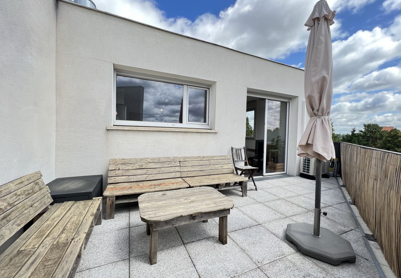 Apartment in Toulouse - Le Pavot - 4p, terrasse & vue imprenable / parking