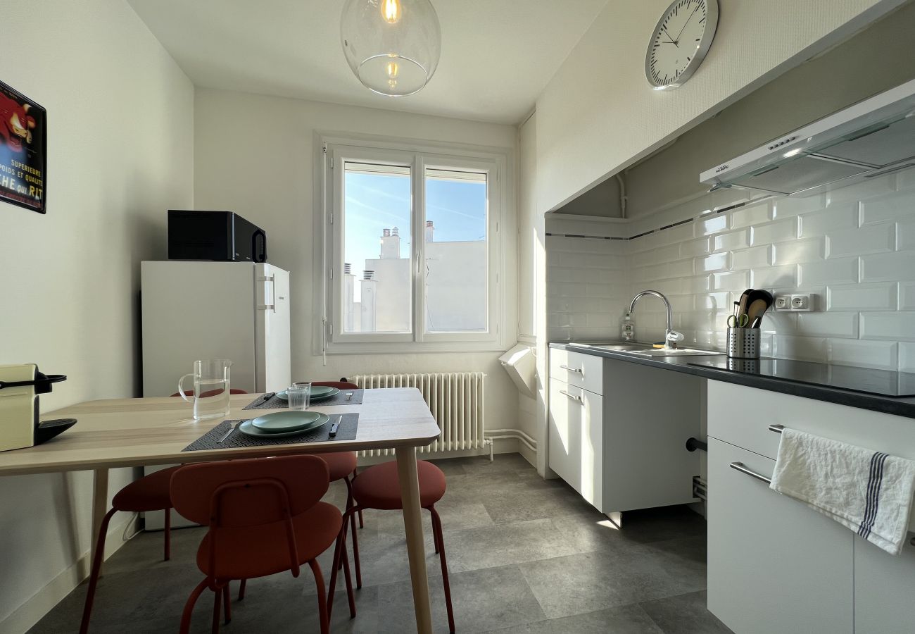 Apartment in Toulouse - Le Cloody - 4p - Lumineux & Charmant en Centre-vil