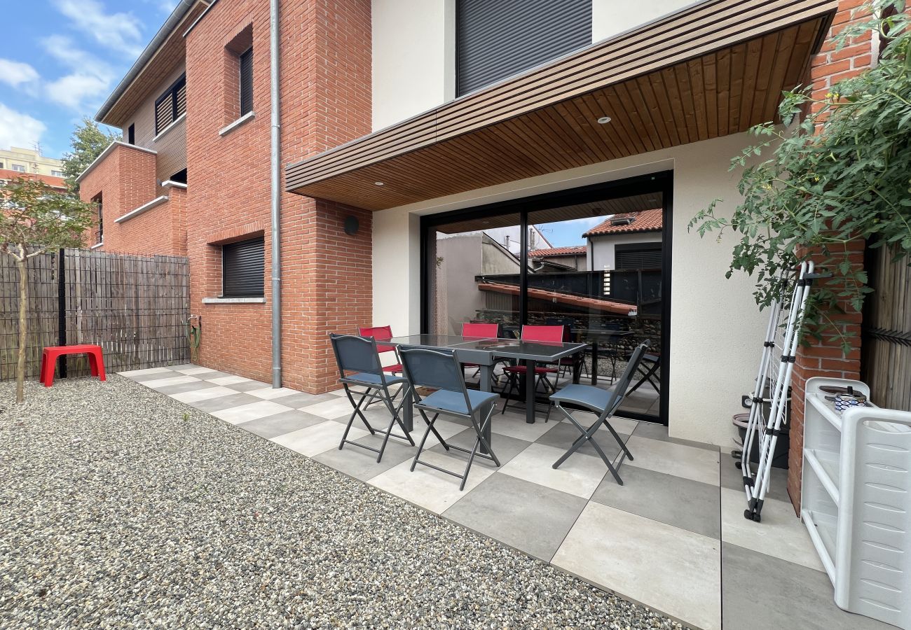 Townhouse in Toulouse - The Cottage