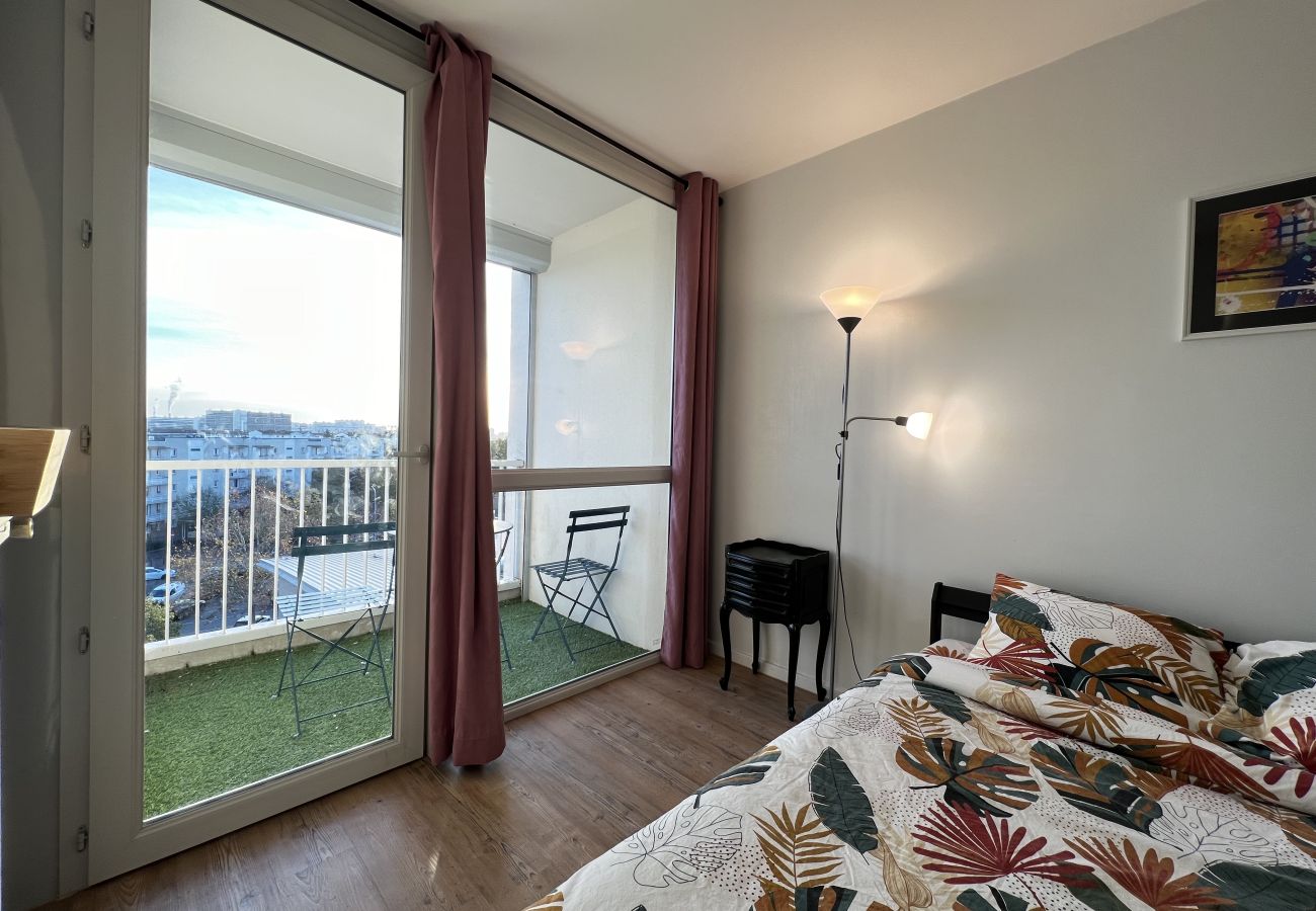 Apartment in Toulouse - L’Artiste - Lumineux - 6p - Balcon / Wifi / Métro