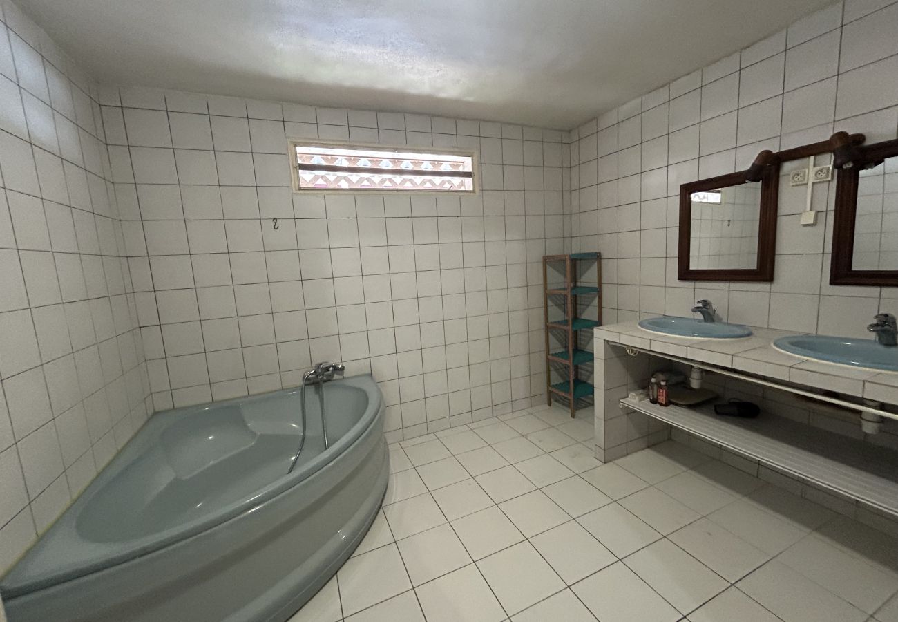 Villa in Matoury - La Villa des Palmiers Bleus - Piscine & Jardin