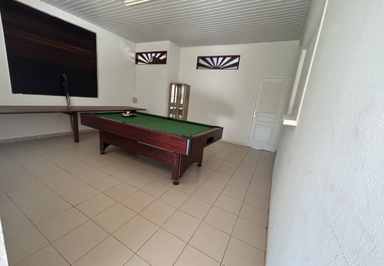 Villa in Matoury - La Villa des Palmiers Bleus - Piscine & Jardin