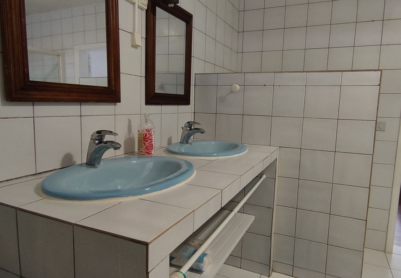 Villa in Matoury - La Villa des Palmiers Bleus - Piscine & Jardin