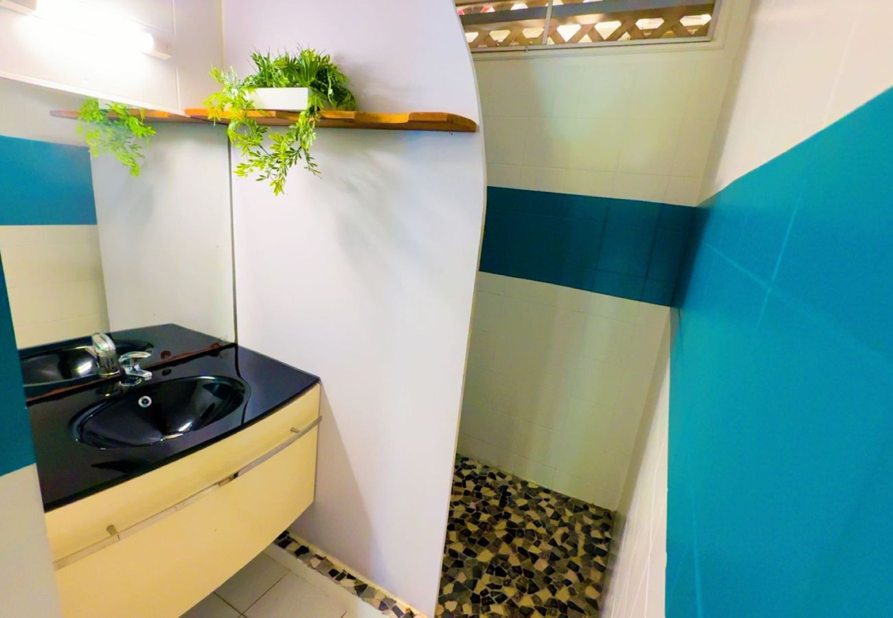 Villa in Matoury - La Villa des Palmiers Bleus - Piscine & Jardin