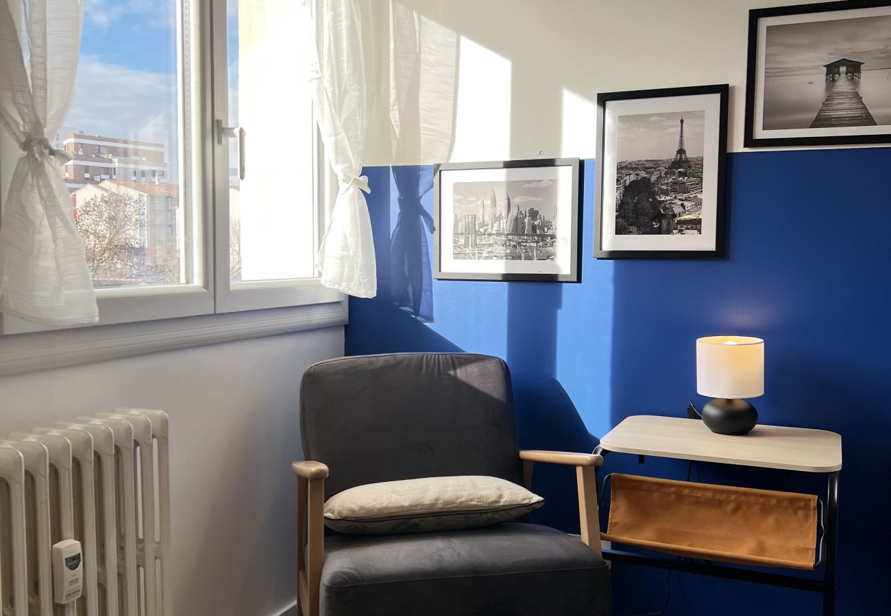 Studio in Toulouse - L'Azur - Studio Cozy proche tram & centre-ville