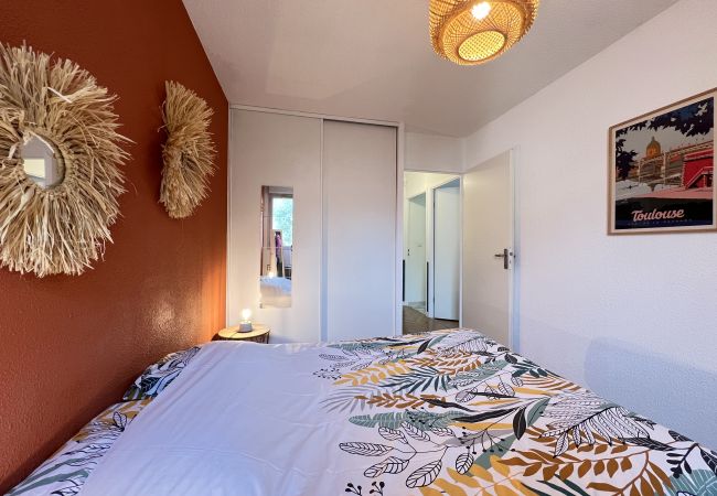 Apartment in Toulouse - Le Flower - 4p - Calm & Bright /Balcony/Parking