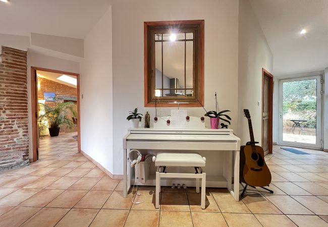 House in Blagnac - Sweetness - 8p - Family House with Garden House in Blagnac - Sweetness - 8p - Family House with Garden