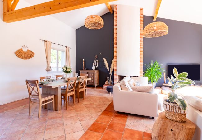 House in Mondonville - La Tendresse - Maison Familliale avec Piscine House in Mondonville - La Tendresse - Maison Familliale avec Piscine