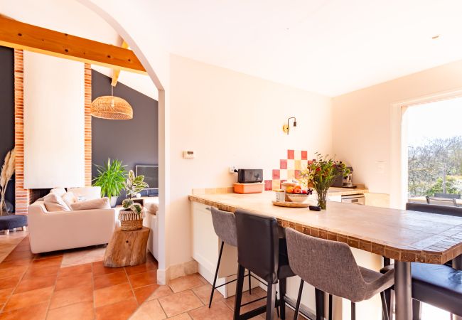 House in Mondonville - La Tendresse - Maison Familliale avec Piscine House in Mondonville - La Tendresse - Maison Familliale avec Piscine