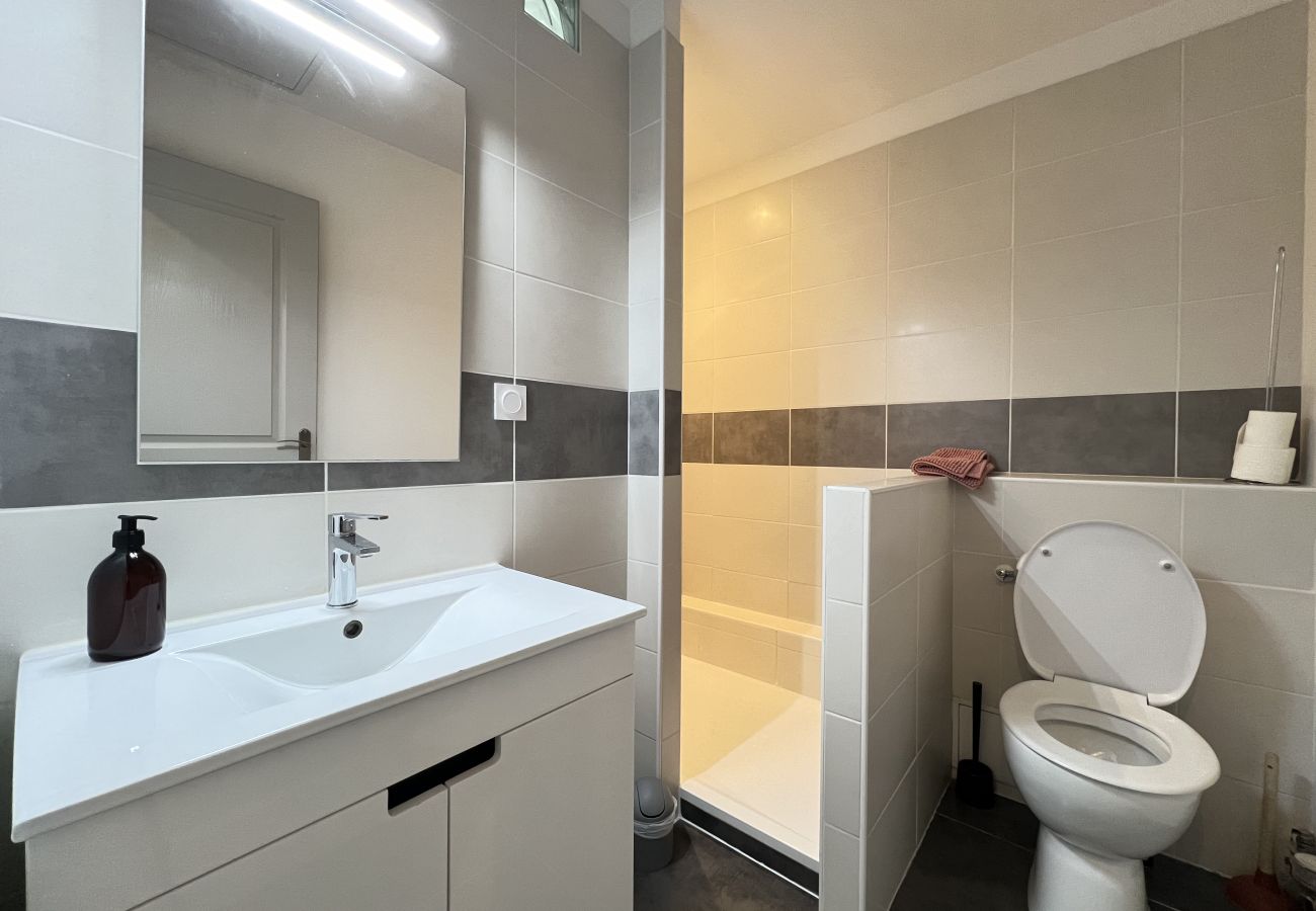 Studio in Toulouse - Faubourg - Studio Climatisé proche Centre-ville !