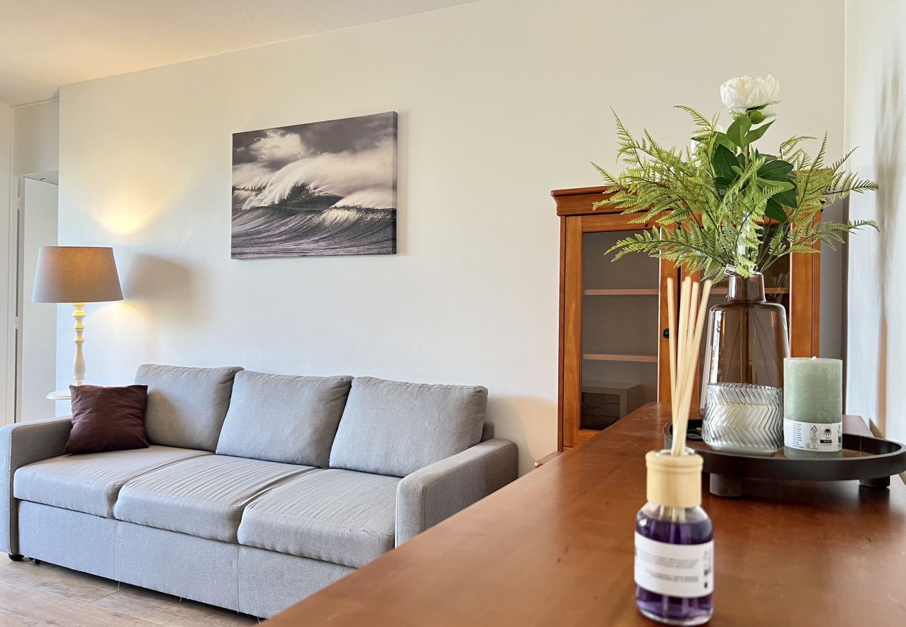 Apartment in Toulouse - L'Evasion - Spacieux 6p - Proche Métro
