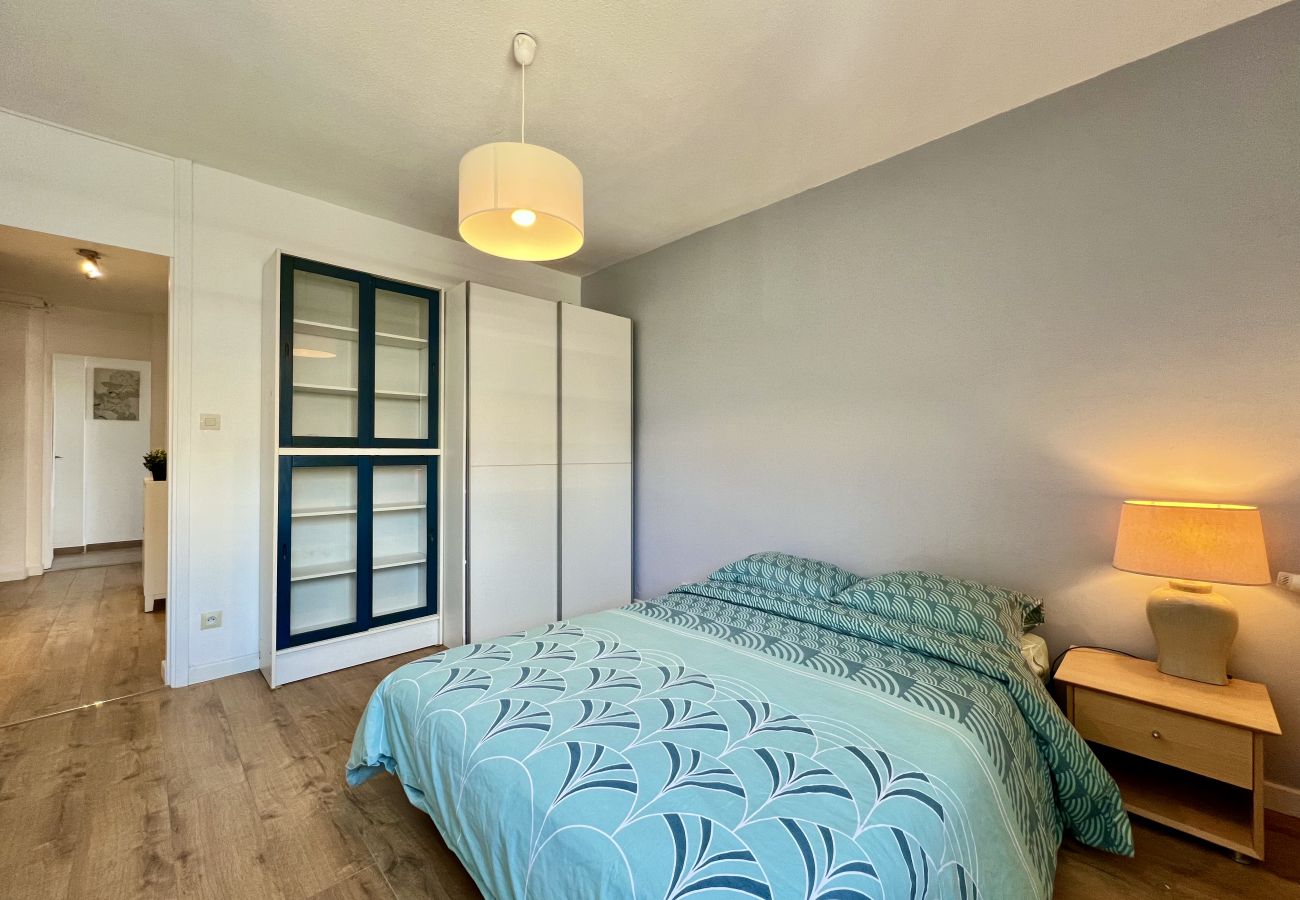 Apartment in Toulouse - L'Evasion - Spacieux 6p - Proche Métro
