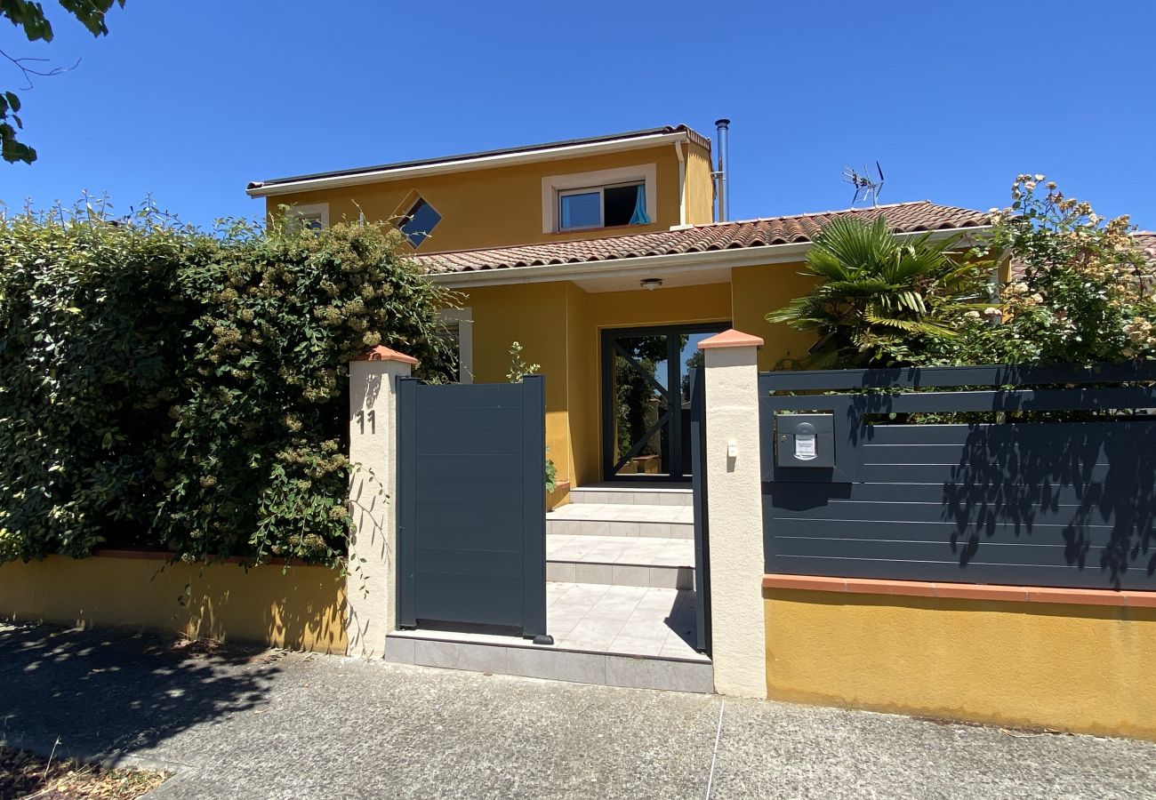 Villa in Colomiers - La Columérine : villa familiale ♥ soleil ♥ piscine